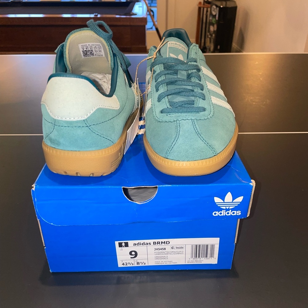 Adidas Men's Barreda Decode Sneakers - Picture 3 of 6